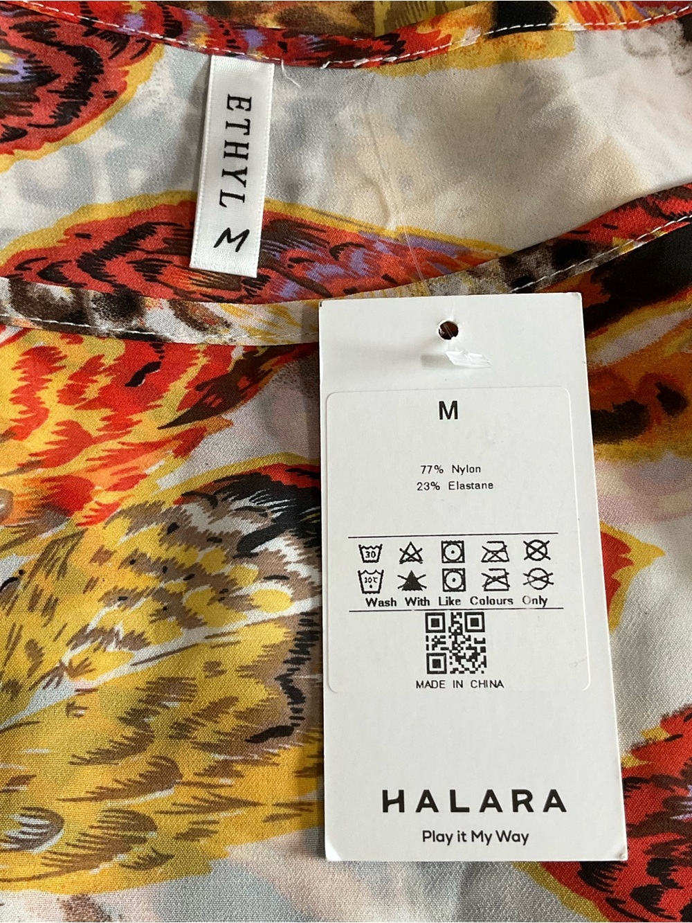 Women’s Multicolor Feather-Print Blouse - Lightweight Scoop Neck Top - Picture 8 of 8